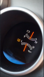 Момчета, какво значи тази лампа?.png